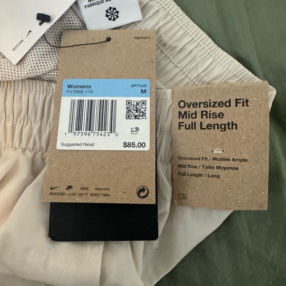 Nike Sportswear "Everything Wovens" Beige Crinkle Track Pants - Women's M - Picture 2 of 4